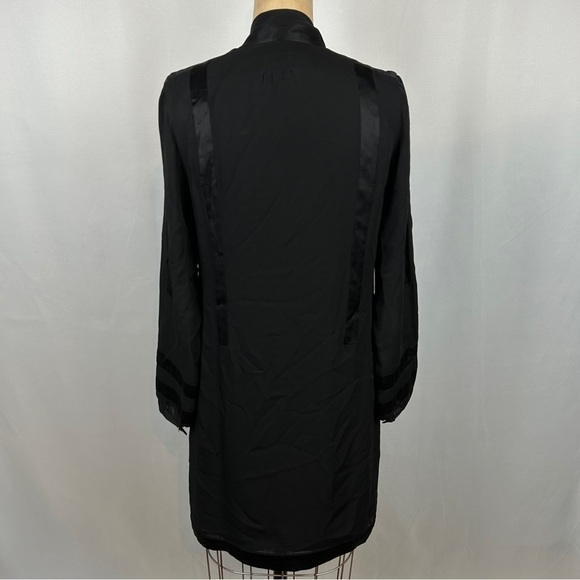 Thread Social Black Long Sleeve Silky Shift Button Front Mini Dress Size 4 - Picture 3 of 12
